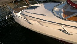 23' Cuddy Cabin Boat
