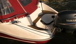 23' Cuddy Cabin Boat